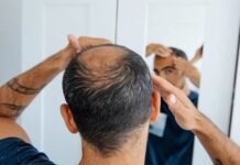 سائنسدانوں کی گنج پن کے علاج میں بڑی کامیابی، لیبارٹری میں پہلی بار مکمل فعال بال تیار