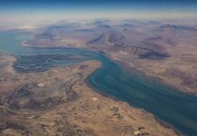 آبنائے ہرمز سے ایک بوند تیل نہیں جانے دیں گے: ایرانی پاسداران انقلاب کا چیلنج